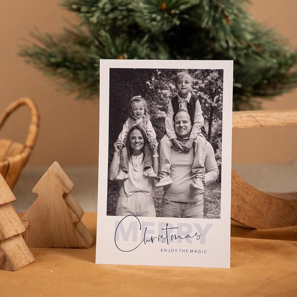 Staande kerstkaart met zwart-wit foto en 'Merry Christmas' TA1188-2600064-03-100