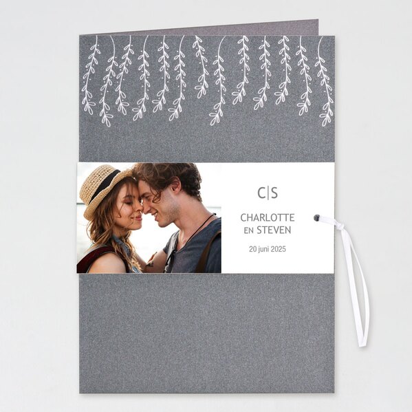 grijze trouwkaart met takjes in folie en fotokaartje TA0110-1900019-03 1