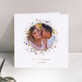 romantische trouwkaart met bloemenkrans foto en goudfolie TA0110-2300060-03 1