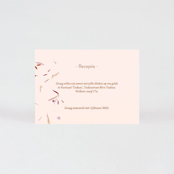 roze receptiekaartje dwarrelende bloemblaadjes TA0112-2000018-03 1