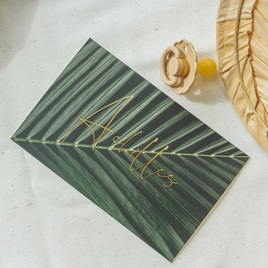 stijlvolle geboortekaart met naam in goudfolie en groen blad op de achtergrond TA05500-2100053-03 3