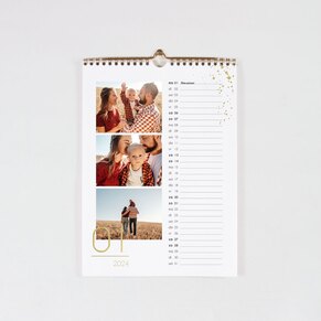 Prachtige jaarkalender met goudfolie en foto's