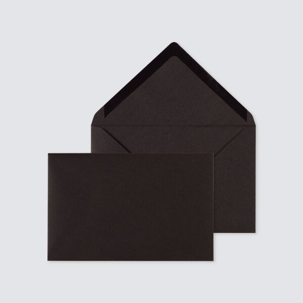 trendy zwarte envelop met puntklep TA09-09011303-03 1