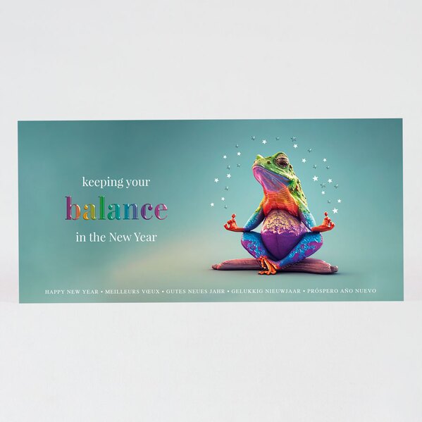 kleurrijke zakelijke kerstkaart met vrolijke kikker in balans TA1187-2300123-03 1