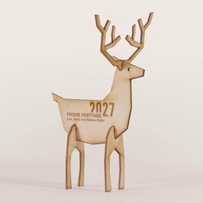 Weihnachtskarte aus Holz mit Rentier und Gravur