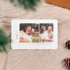 liggende nieuwjaarskaart met jaartal foto s en goudfolie details TA1188-2600011-03 4