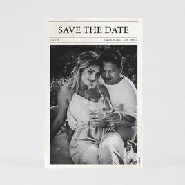 jubileumkaart 10 jaar getrouwd in krant thema met foto s TA1327-2400001-03 2