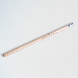 crayon a papier fete a personnaliser TA13964-2400001-02 1