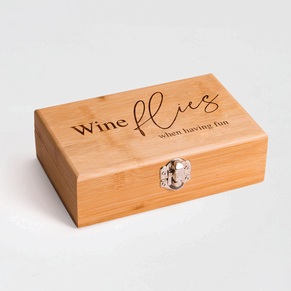 wijnset-in-geschenkdoos-bamboe-TA14827-2100001-03-1