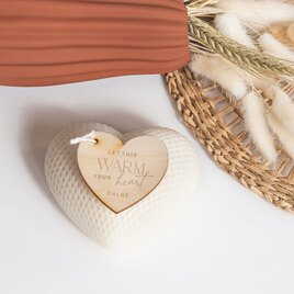 hartvormige kaars soft white met houten tekstlabel TA14971-2300010-03 2