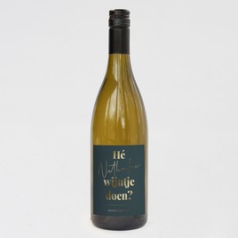fles witte wijn met etiket in goudfolie TA14990-2100005-03 1