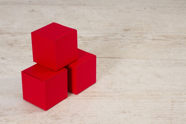 boite cube rouge TA712-023-02 1